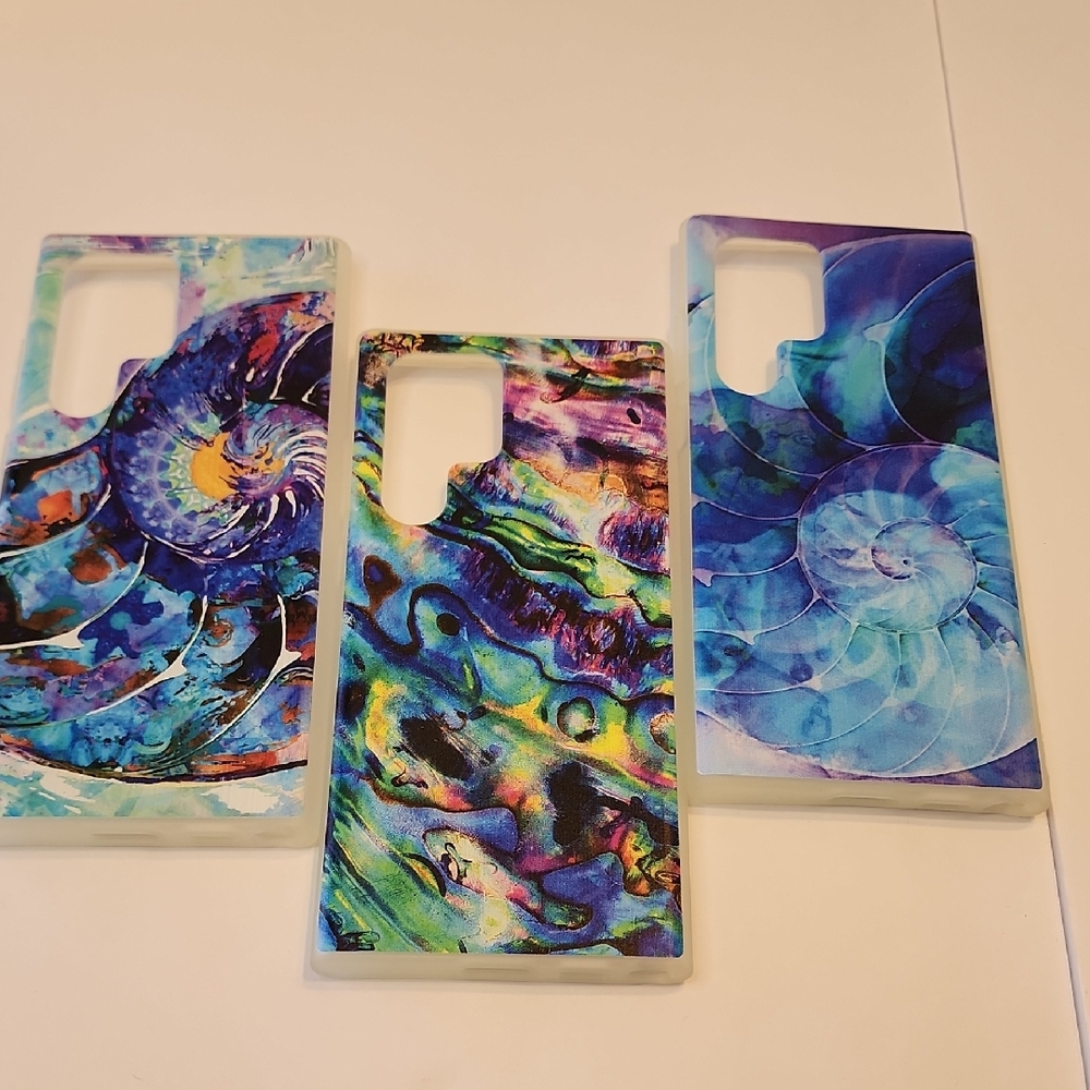 3 SAMSUNG 22 ULTRA CASES S22 ULTRA BRAND NEW NEVER USED.  BOT 4 USED 1